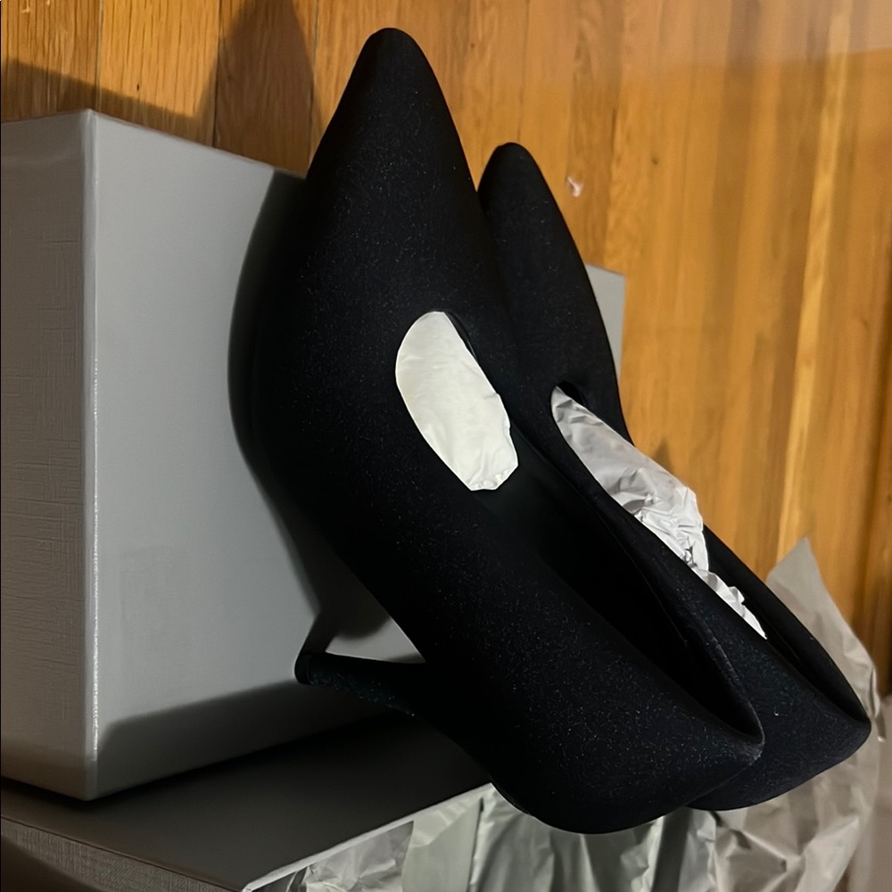 Balenciaga Black Heels- Brand New with Box (Never been used) - Picture 6 of 7